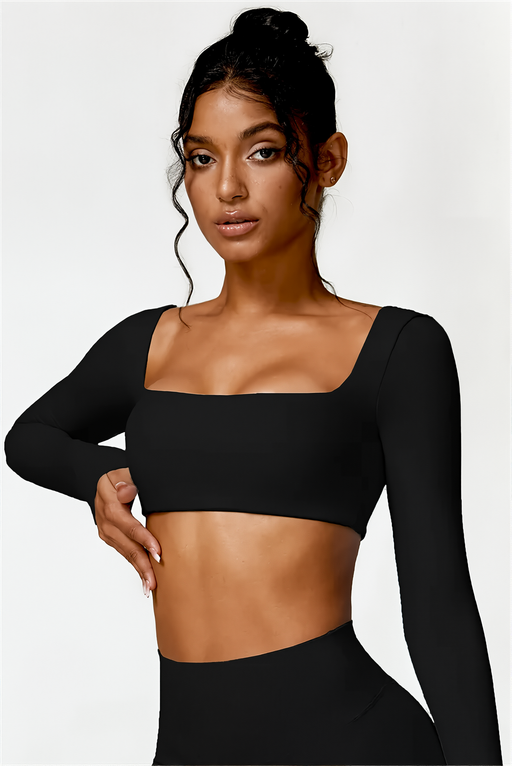 Eris Crop-Top | Noir Origin